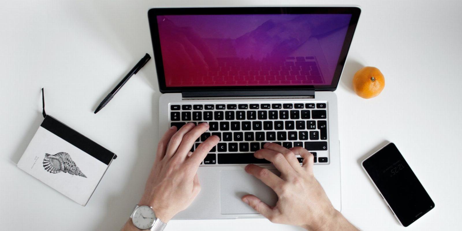 8 Ways to Fix the Windows Desktop When It Turns Pink or Purple