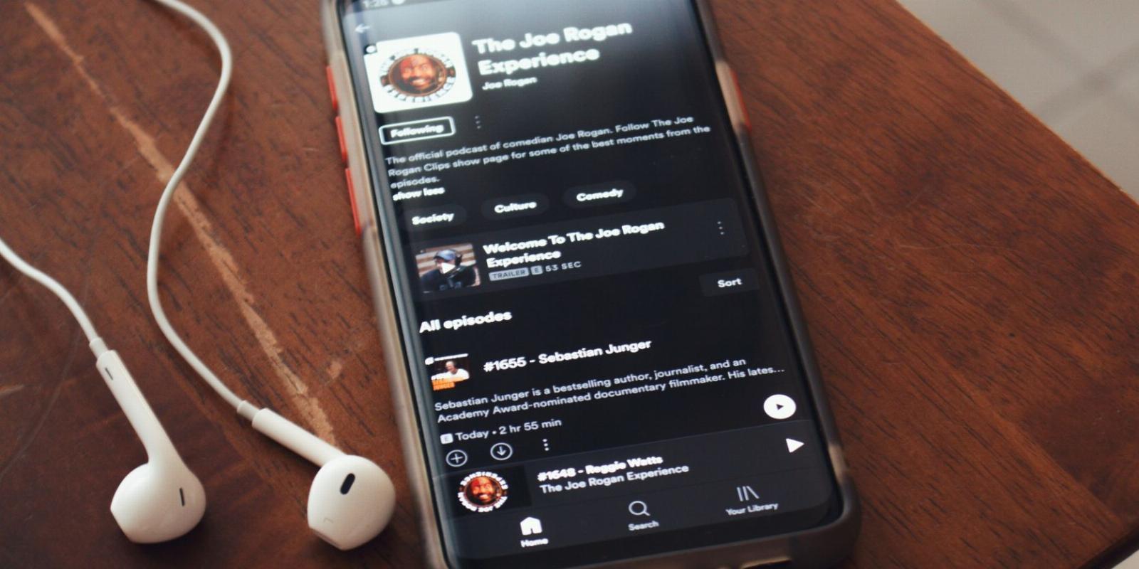 How to Automatically Download New Podcast Episodes on Spotify