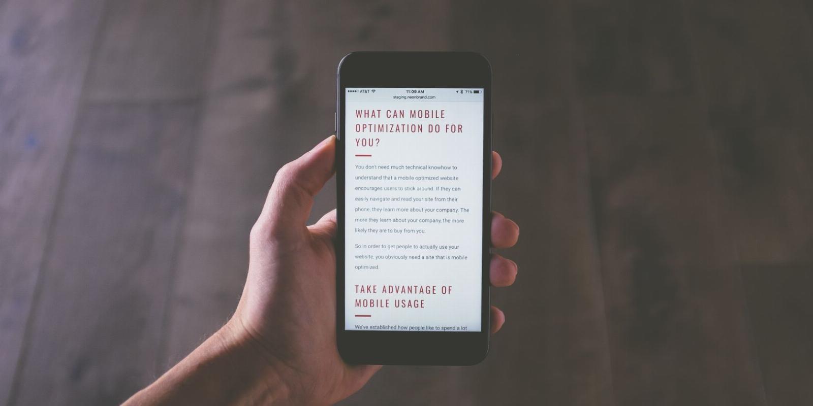 How to Create a Free Mobile-Ready Portfolio With Canva