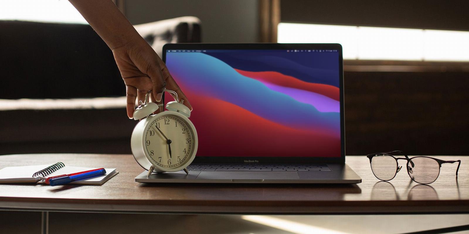 How to Set an Alarm on Your Mac: 4 Easy Methods