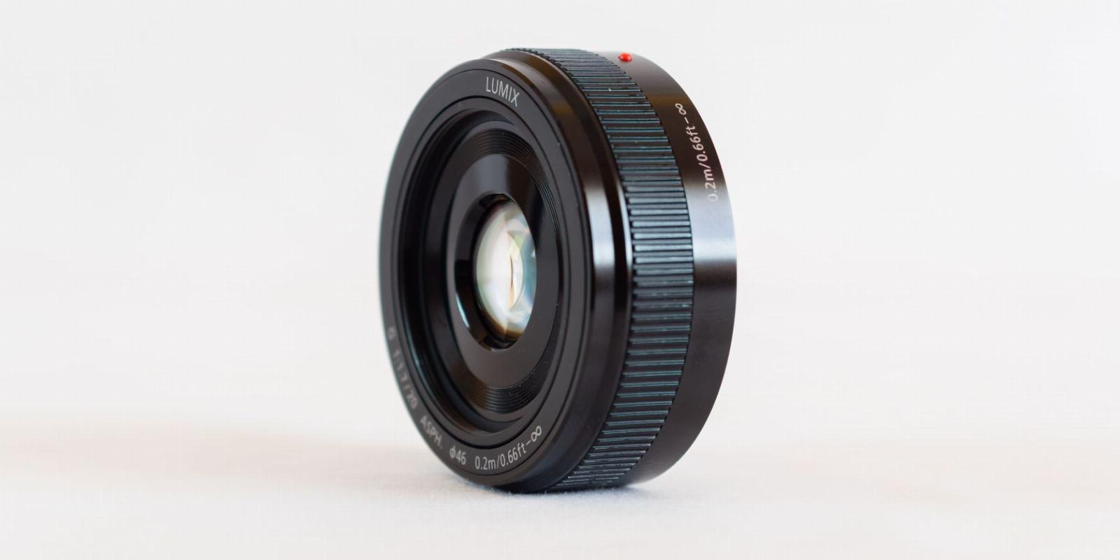 What Is a Pancake Lens and Is It Worth Buying One?