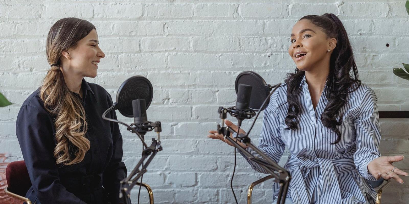 10 Podcasts About Relationships to Listen to With Your Partner