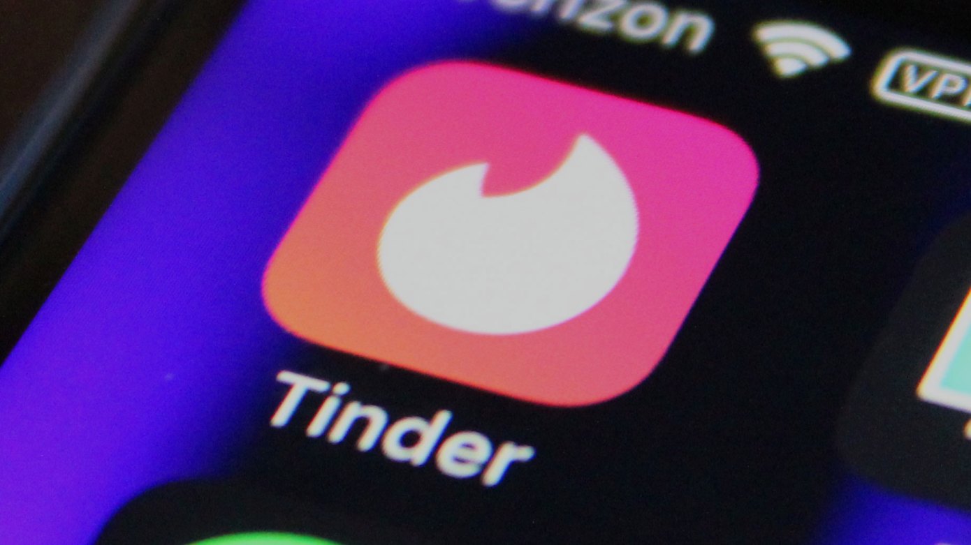 Tinder rolls out new safety features, including an Incognito Mode