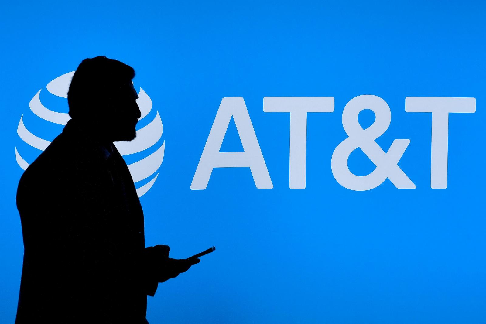 Hackers are breaking into AT&T email accounts to steal cryptocurrency