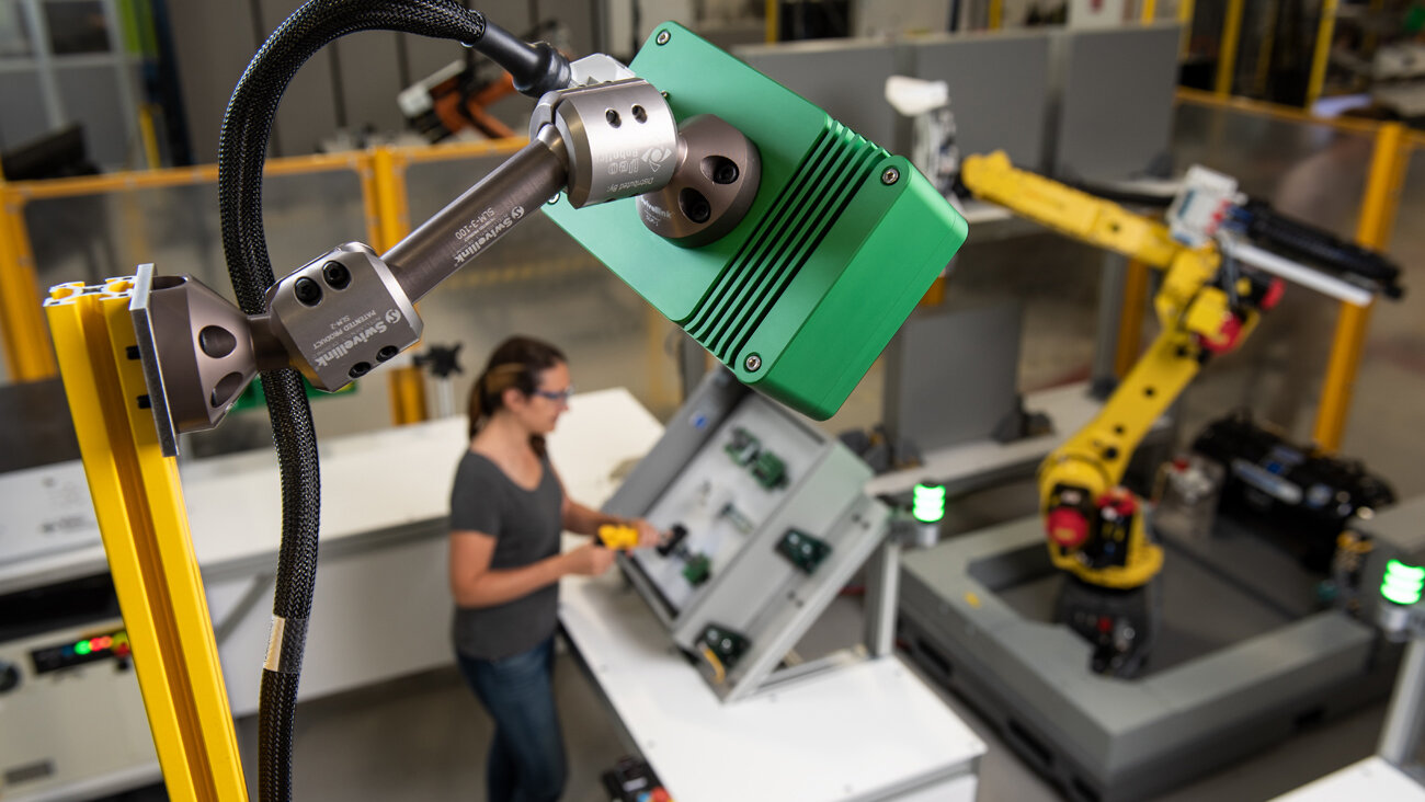 Robotics safety firm Veo raises $29 million, with help from Amazon
