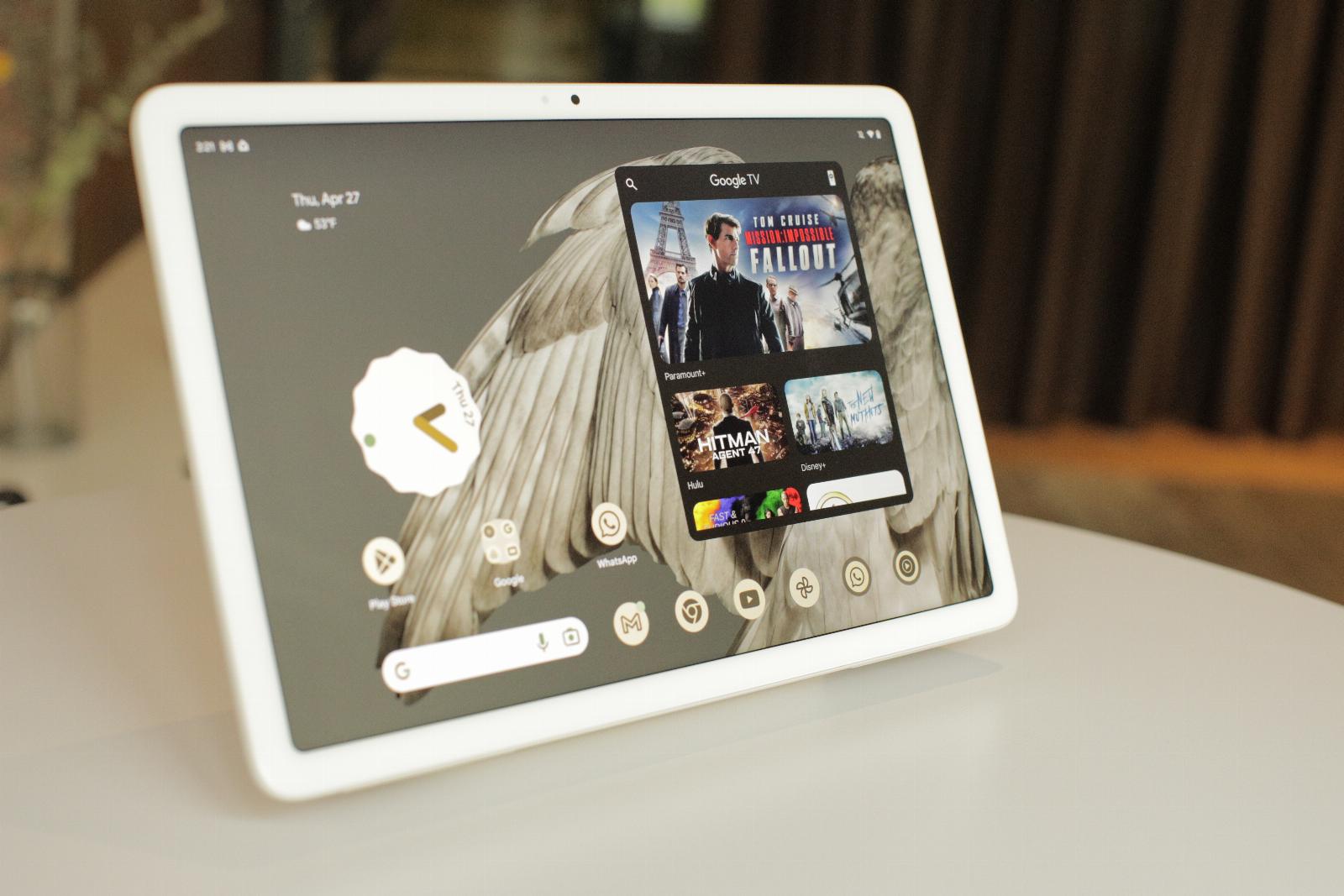 Google’s Pixel Tablet ships with its own speaker dock