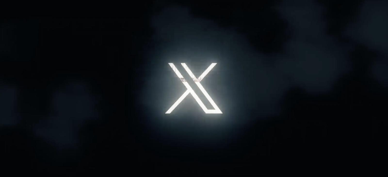 Twitter has officially changed its logo to ‘X’