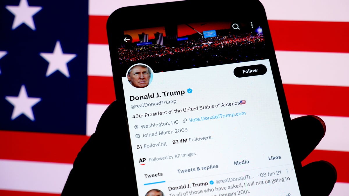 Prosecutors have Trump’s Twitter DMs and drafts