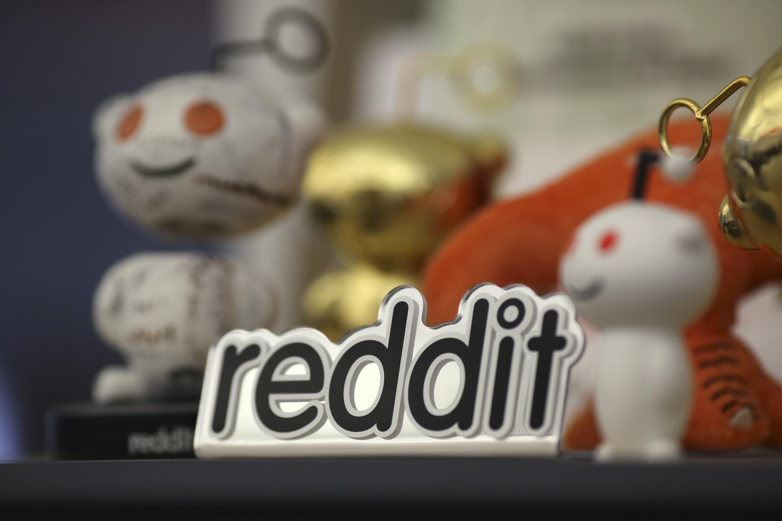 Third-party Reddit app Narwhal hopes to survive Reddit’s app purge with a subscription plan