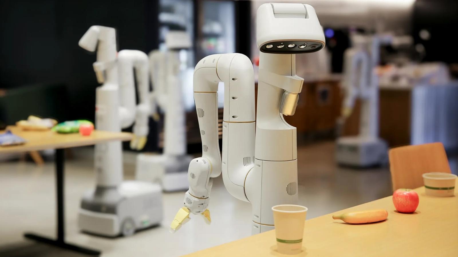 Google outlines new methods for training robots with video and large language models