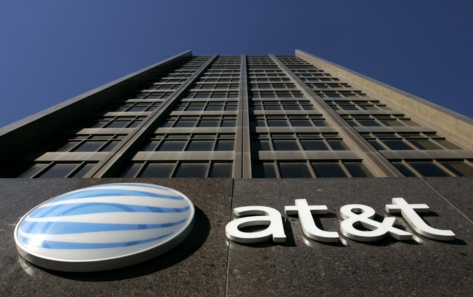 AT&T notifies regulators after customer data breach