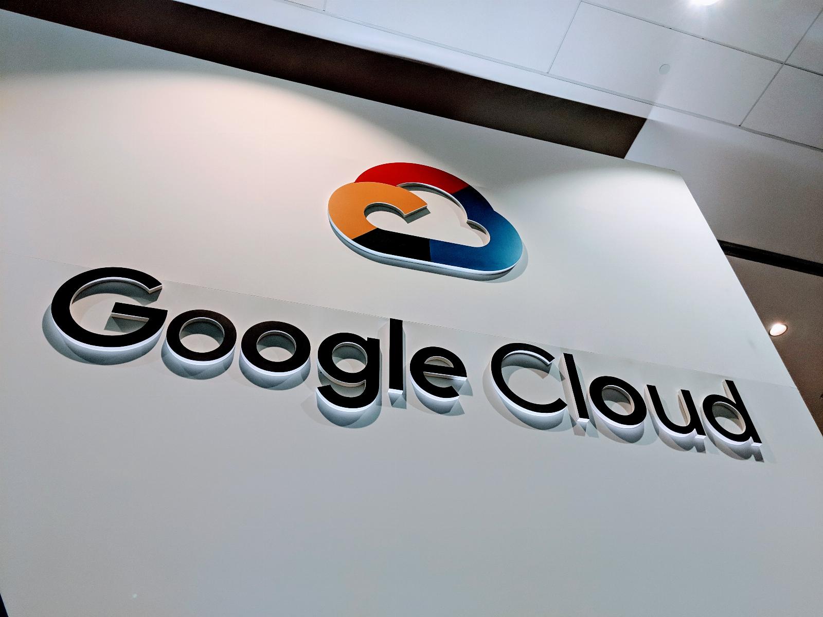 Google injects generative AI into its cloud security tools