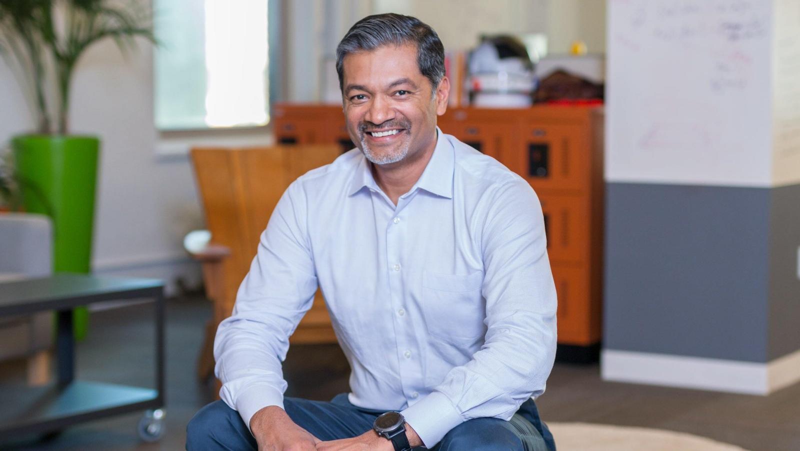 MongoDB CEO Dev Ittycheria talks AI hype and the database evolution as he crosses 10-year mark