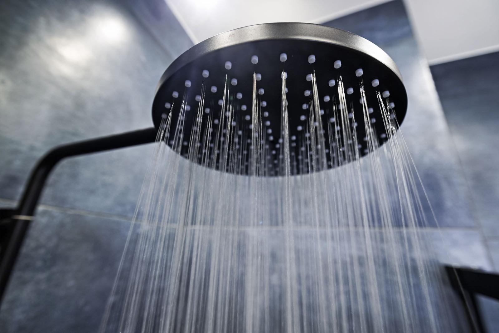 AI-powered water heater could banish cold showers and carbon pollution