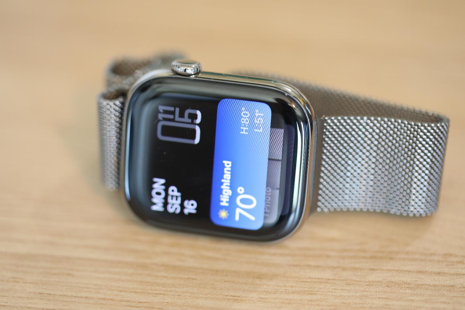 Apple wins $250 from Masimo in watch patent trial