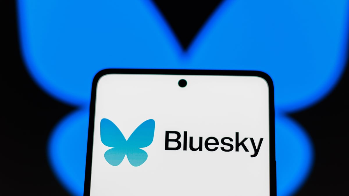 Bluesky adds videos to the platform to take on Elon Musk’s X