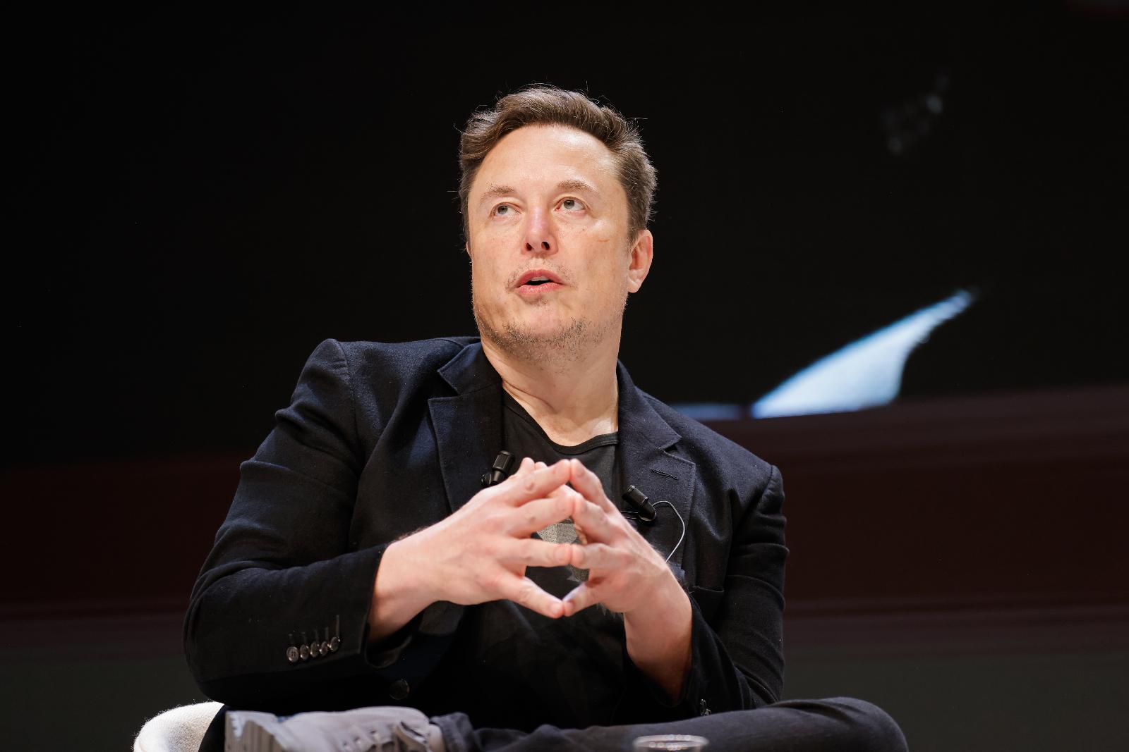 Elon Musk’s xAI is reportedly trying to raise billions more