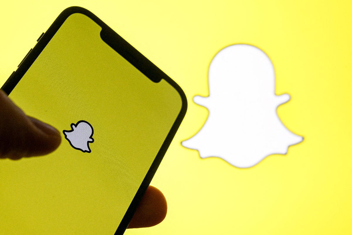 Snapchat’s new Footsteps feature tracks your location history