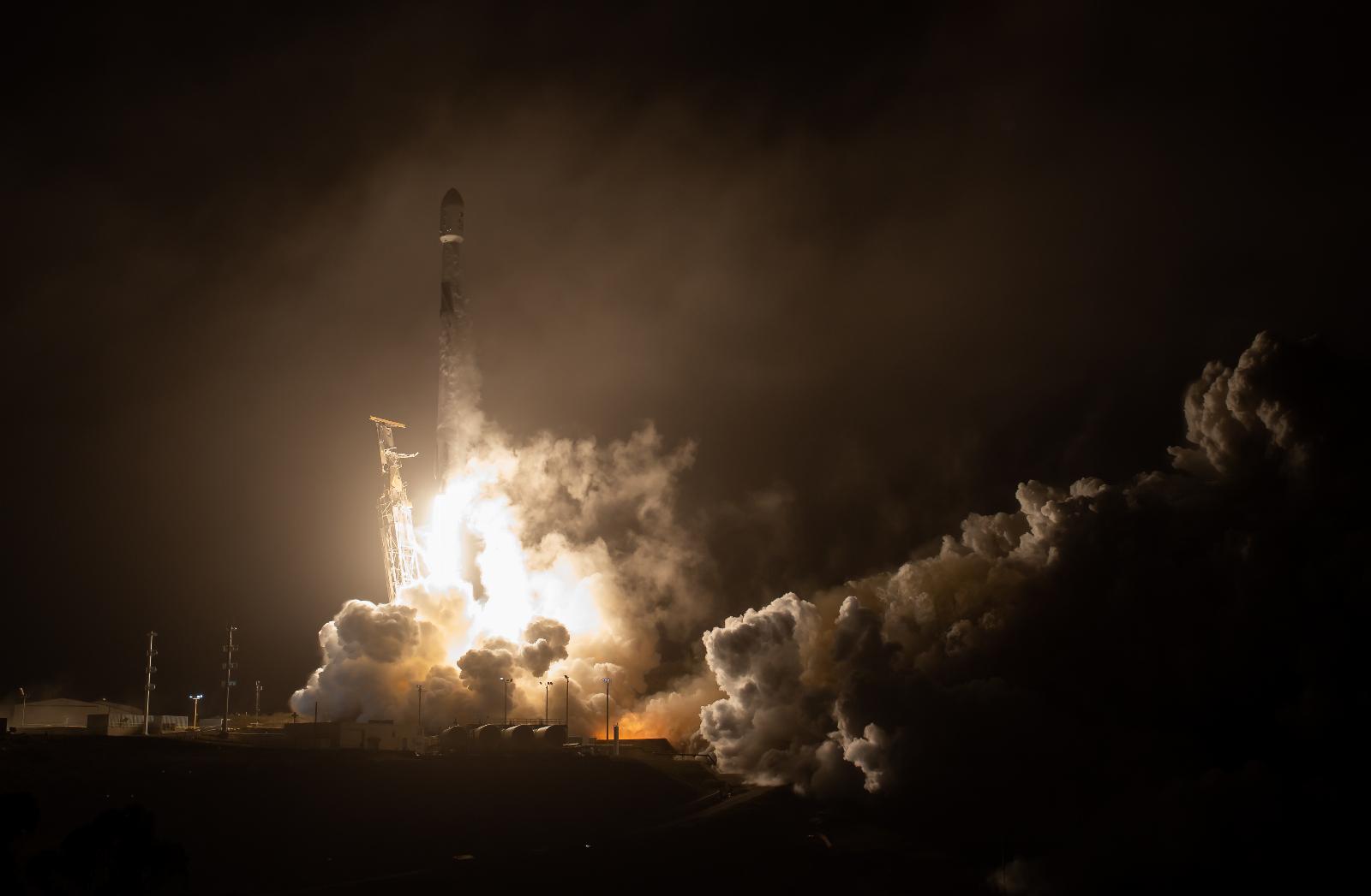 SpaceX alums are working to raise a hefty $550M first deep tech fund