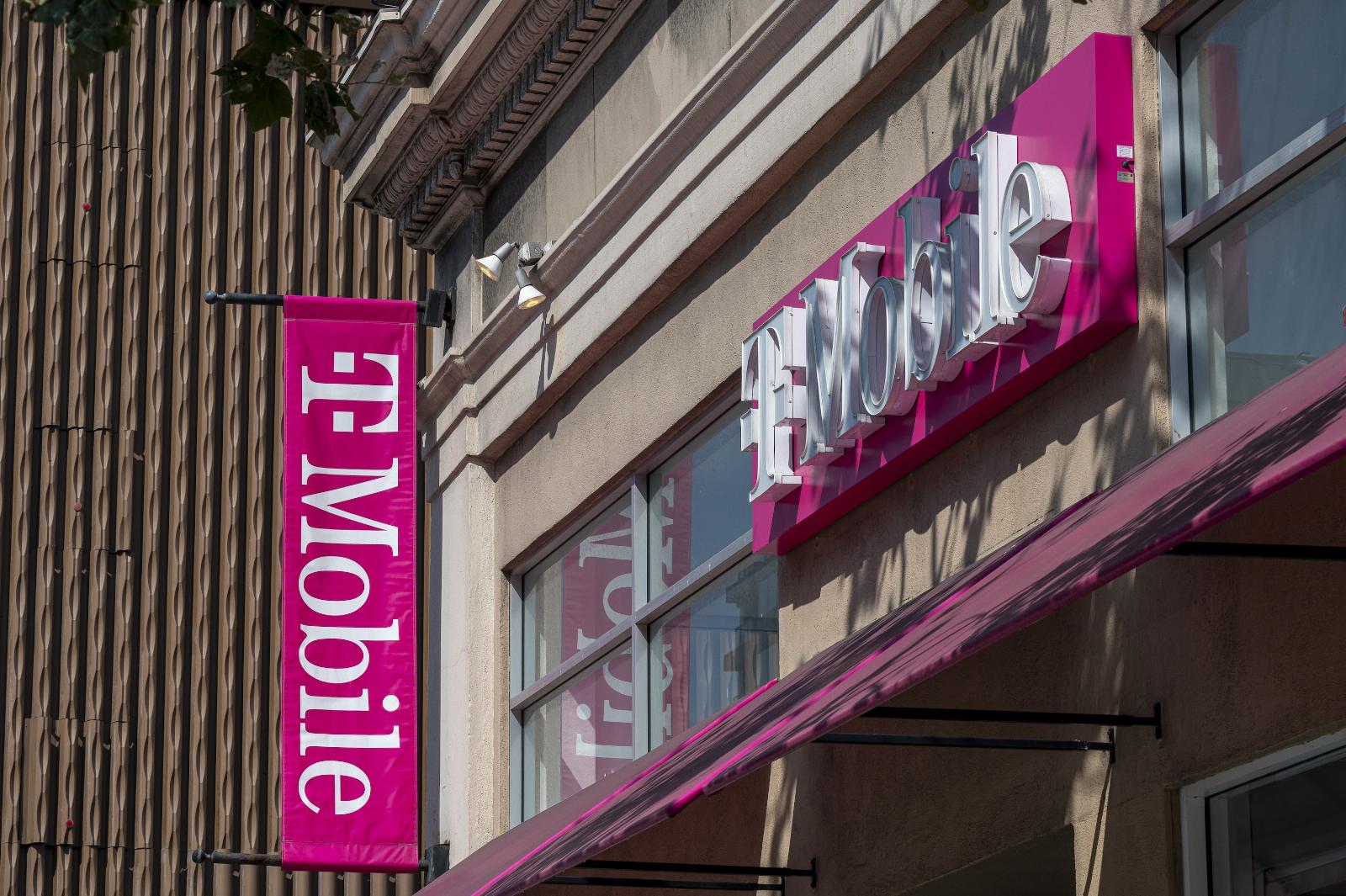 T-Mobile hack linked to Chinese breaches of telecom networks